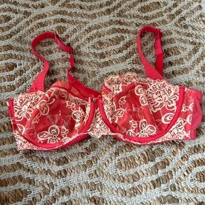 Cute bra from lane Bryant never worn size 42DD